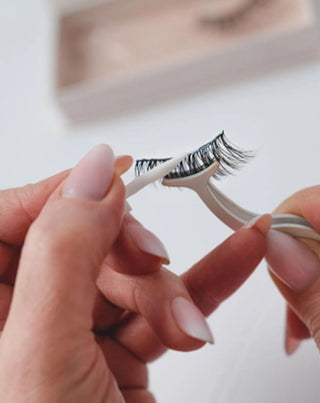 Bamm!Lashes Scrumptious Look 2D false strip eyelashes for repeated use - 3
