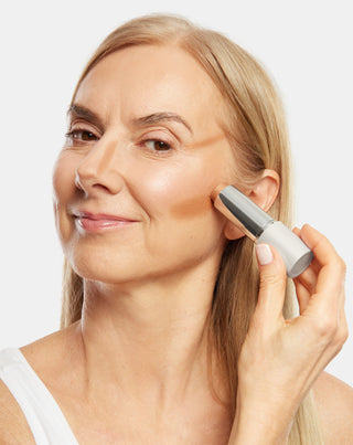 Aggie face contouring bronzer stick for mature skin 50+ - 3