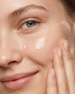 Cleansing oil for removing makeup and impurities from facial skin Nutridome - 2