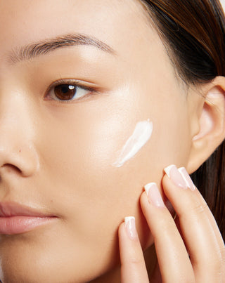Light Day Facial Cream with Spirulina and Natural Oils for All Skin Types Uddo - 2